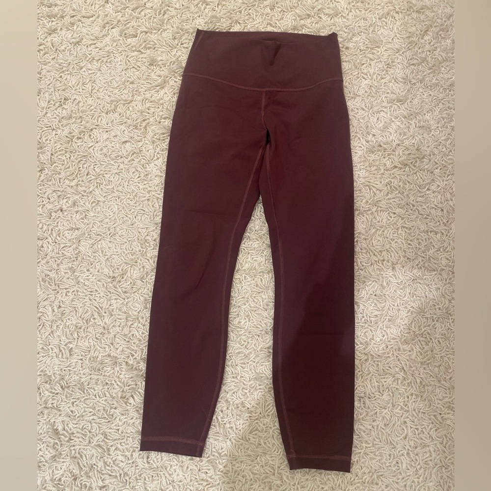 BRAND NEW LULULEMON ALIGN LEGGINGS IN PURPLE